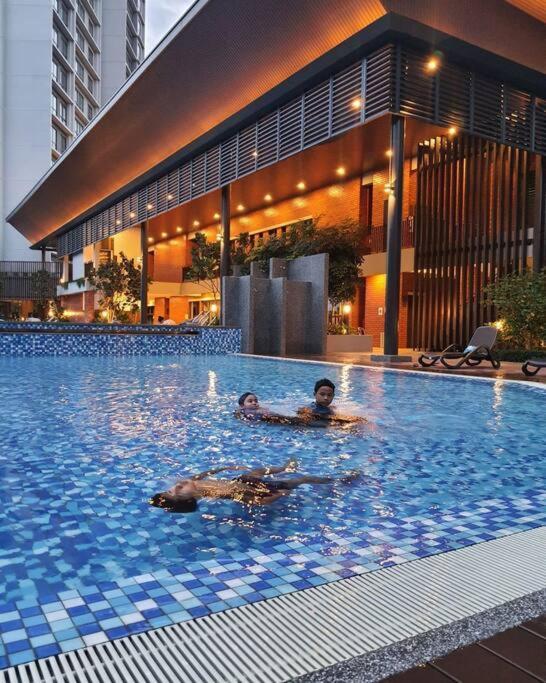 The Glass Homestay Putrajaya Eksteriør billede