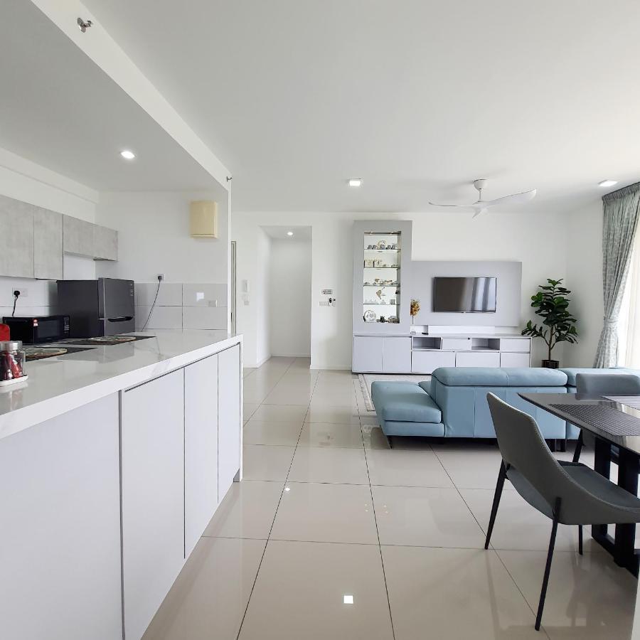 The Glass Homestay Putrajaya Eksteriør billede